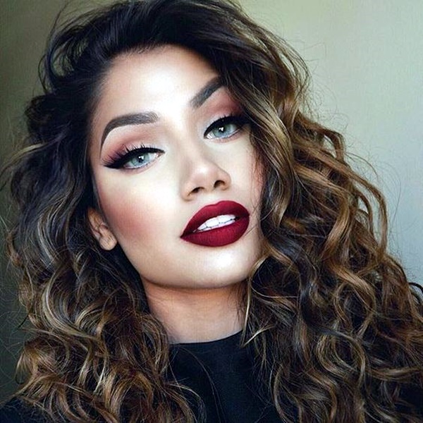 curly-hair-hairstyles-for-women-10