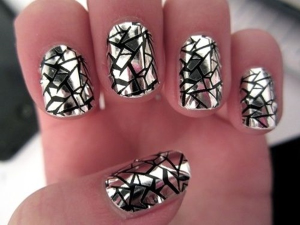 cracked-metallic-winter-nail-design-1
