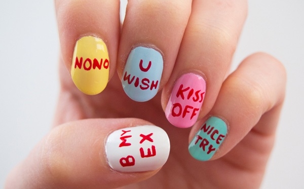 20-disastrously-festive-anti-valentine-nail-arts-for-those-who-arent-in-love-this-year-4