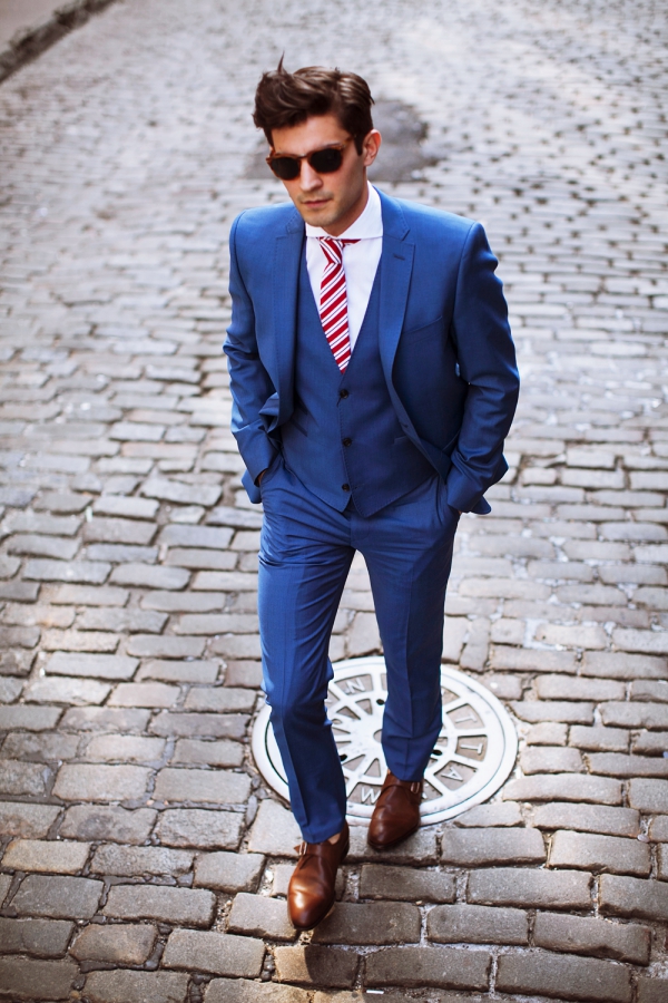 How-to-Wear-a-Suit-Like-a-Kingsman-Master-Guide