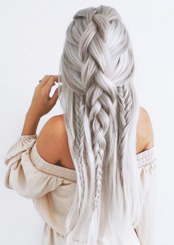 Silver-Hair-Colour-Ideas-to-Go-Gray