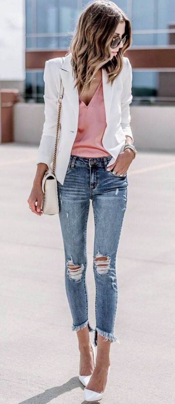 How-to-Wear-Ripped-Jeans