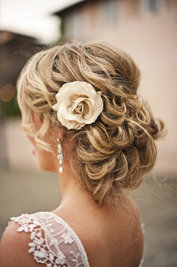40 Glamorous Mother Of The Groom Hairstyles To Be The Stun Mum