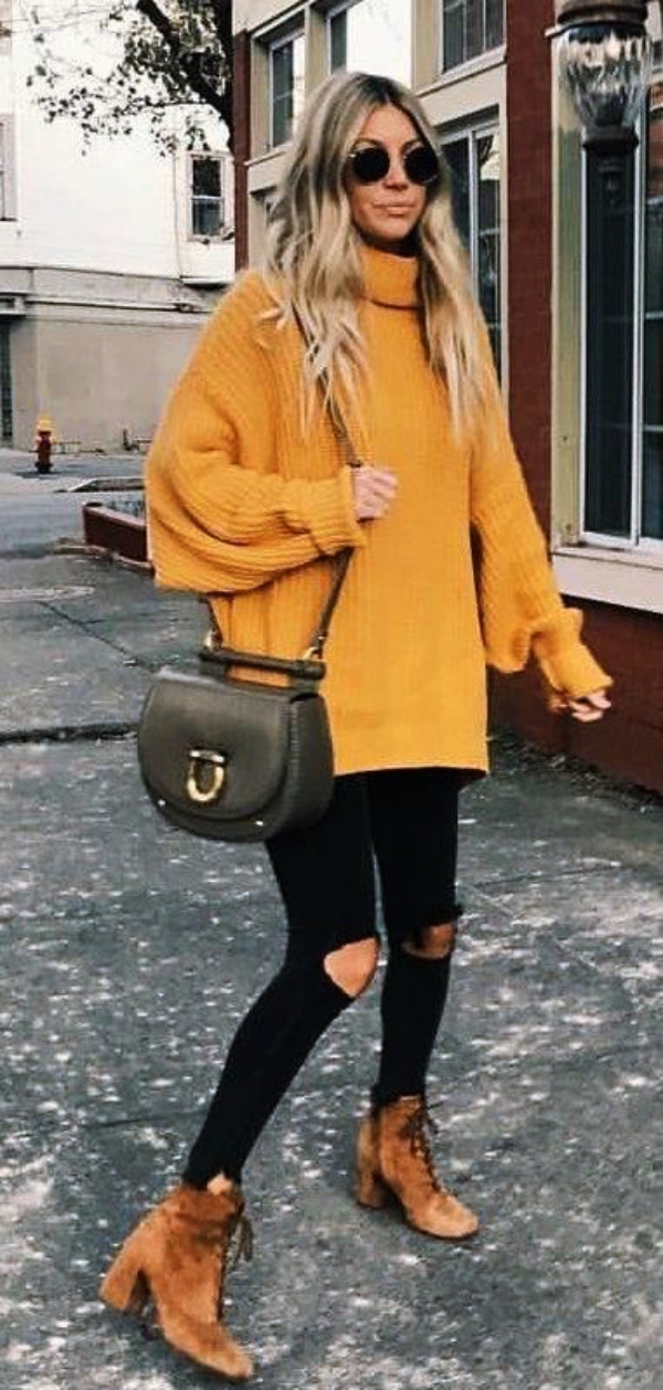 Comfy-and-Classy-Oversized-Sweater-Outfits-For-Winter